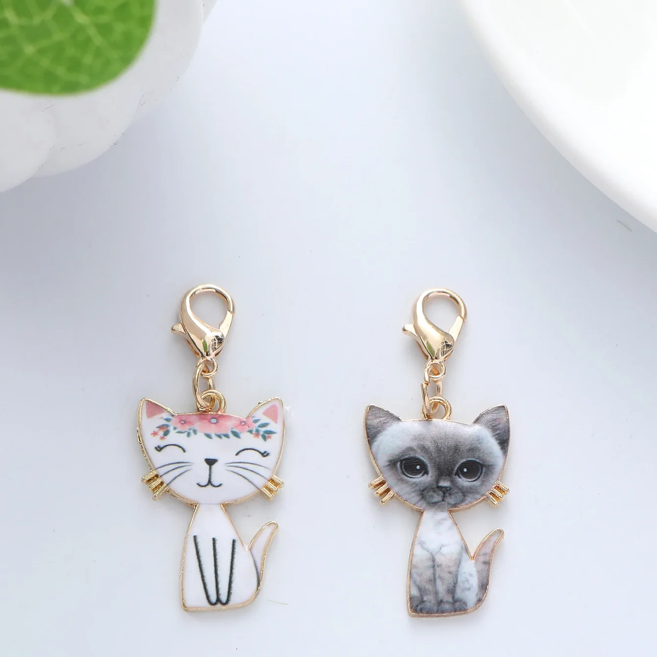 New Customized cartoon cat keychain pendant cute bag hanging decoration car anti-loss small keychain