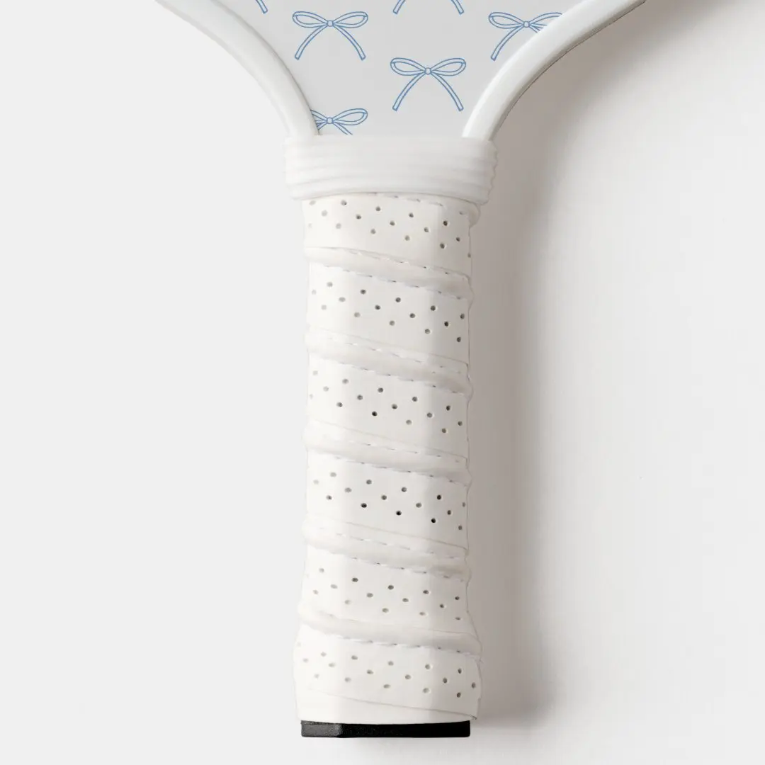 Custom Logo White Fiberglass Pickleball Paddle Sets Of 2 Racket And 4 Balls White Cover Box