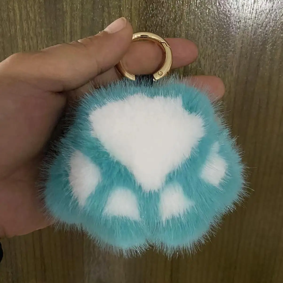 LINDA Paw Pattern Pretty Cute Cat-pad Plush Key Chain Soft Fur Pom Pom Plush Keychain Toy