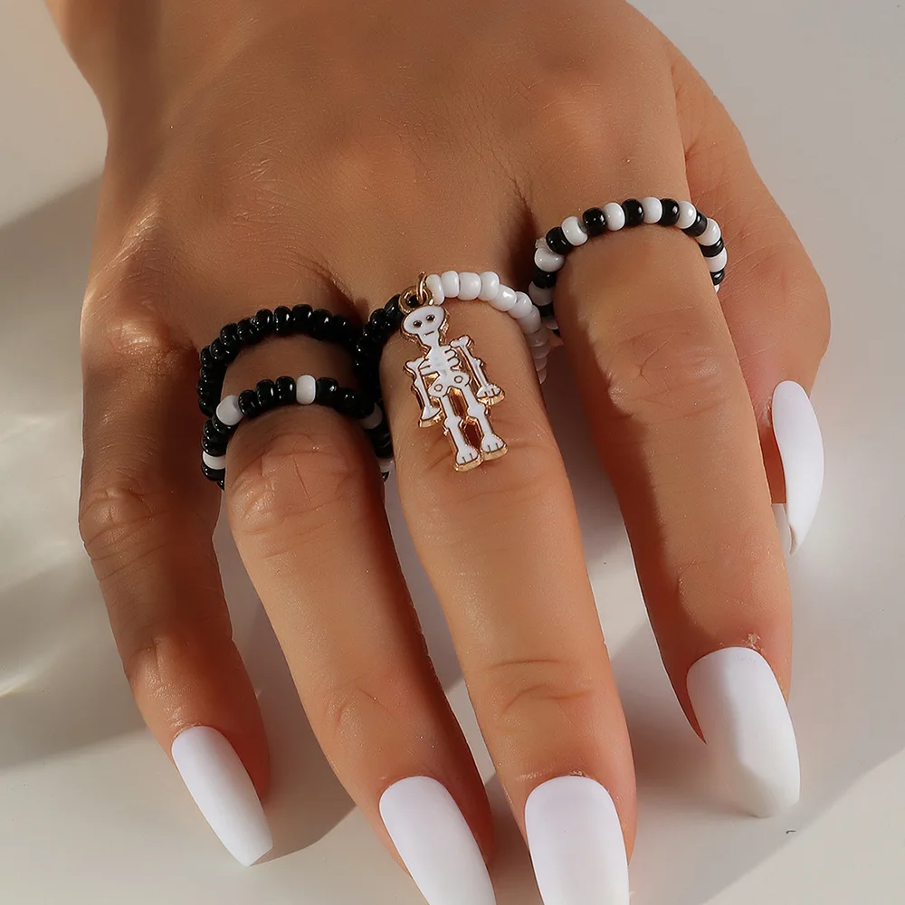 European and American Party Gifts Creative Elastic Rice Ball Ring Skull Skeleton Halloween Ring