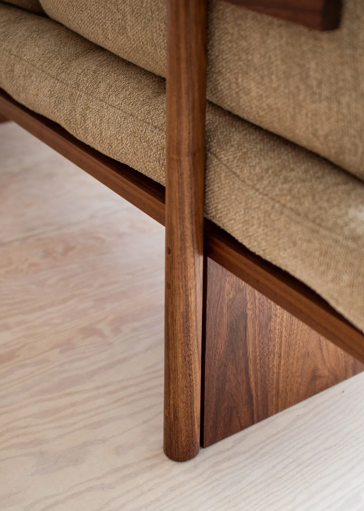 2-Seater Japanese  Minimal Design Outdoor Sofa With Solid Teak Wood & Linen Cushion for Outdoor and Indoor Home Furniture