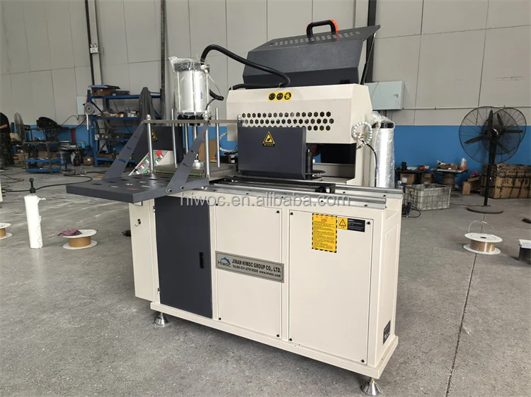 2024 new design CNC 3 Axis Aluminium Profile CNC End Milling Machine