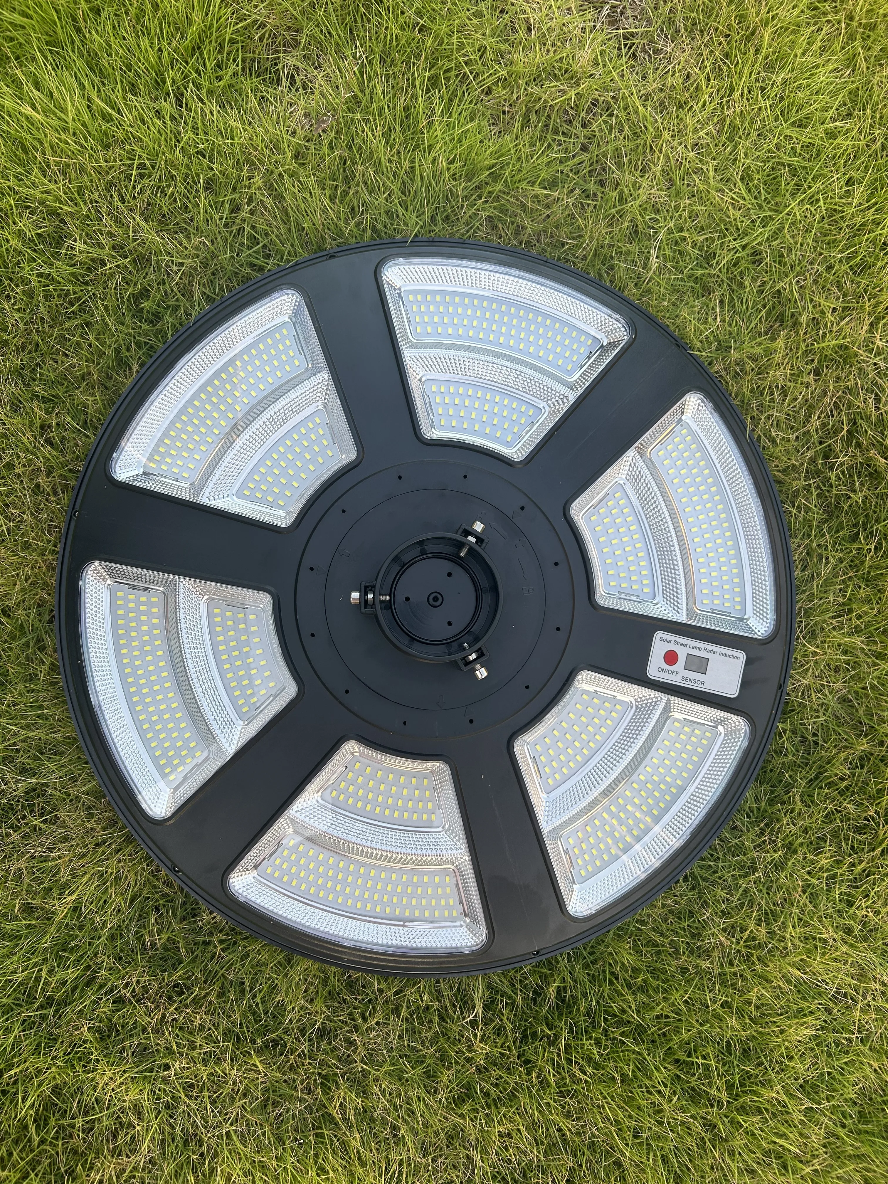 Best quality solar garden light use for home garden