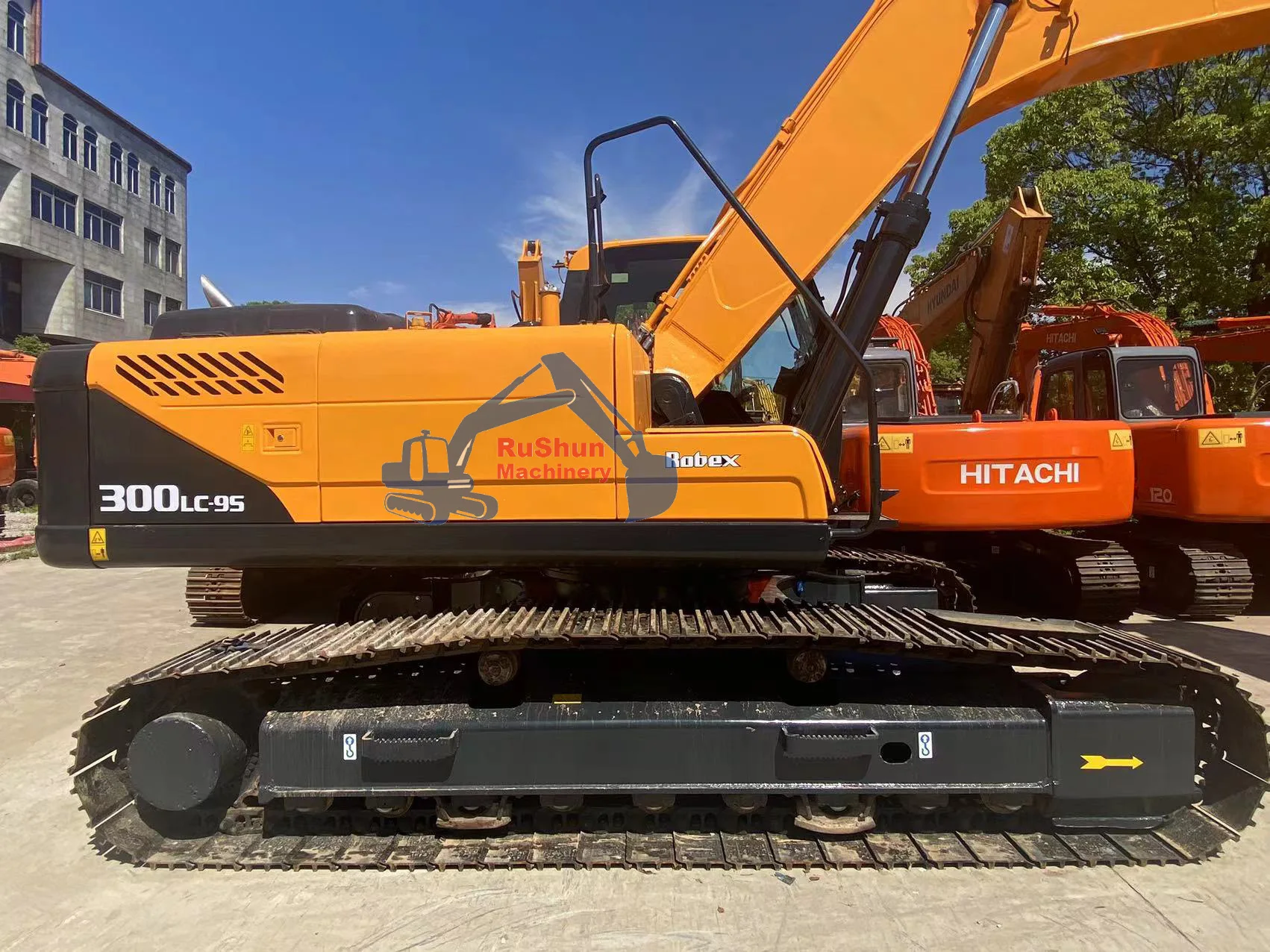 Хорошее качество тяжелого землеройного оборудования 30 тонн б/у Hyundai R300 экскаваторы на продажу