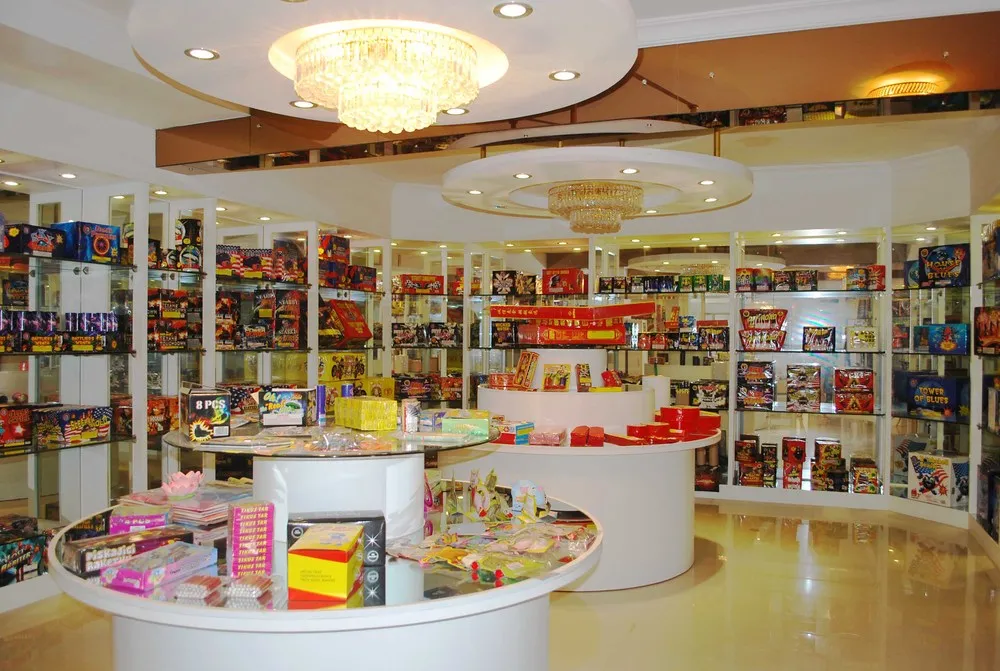 Hunan Liuyang Wholesale price 1.4G 16 shots consumer battery cake fireworks for American Market