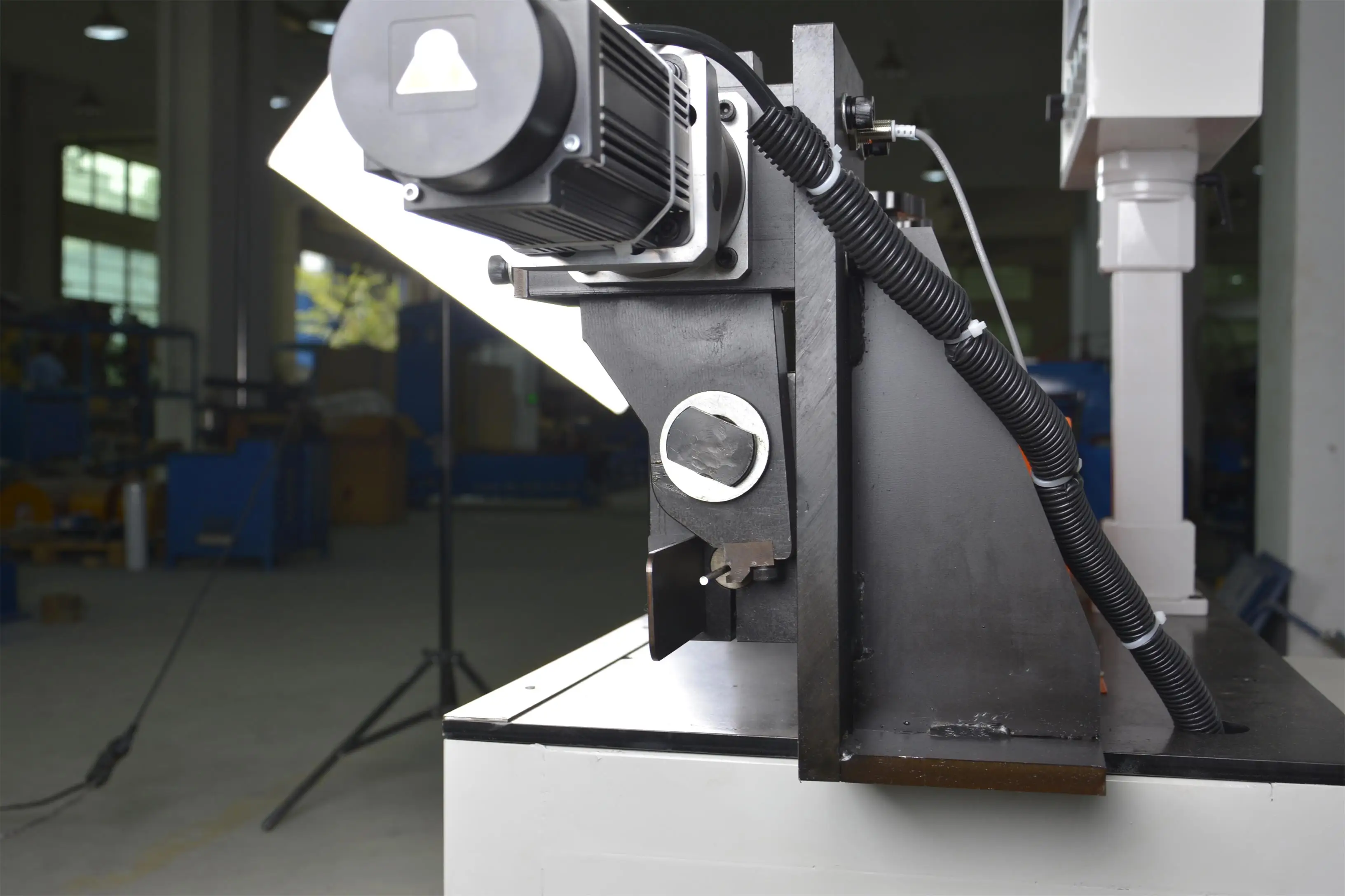 Factory-sell High Speed Automatic Wire Straightening and Cut machine