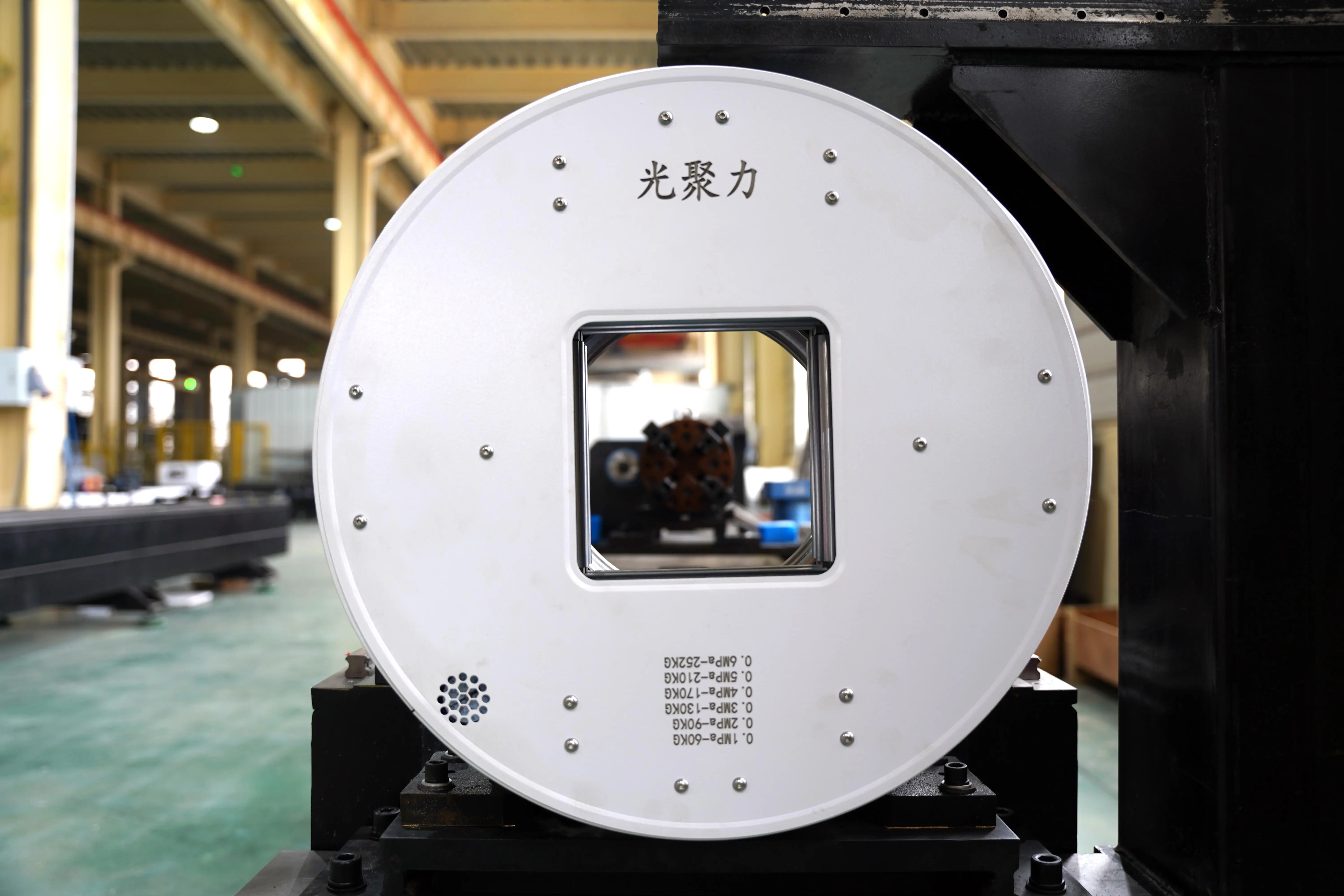 Brand New Professional 1000w 1500w 2200w 3300w 4000w Fiber Laser Pipe Tube Cutting Cutter Tube Machine