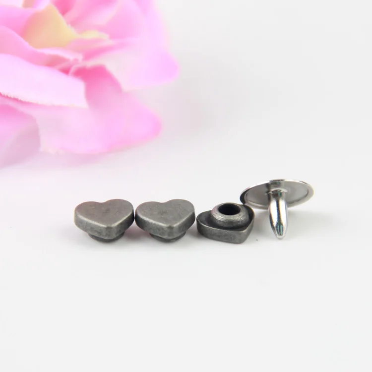 Wholesale High Quality Jeans Buttons Clothing Accessory Metal Heart Shaped Rivets For Jeans