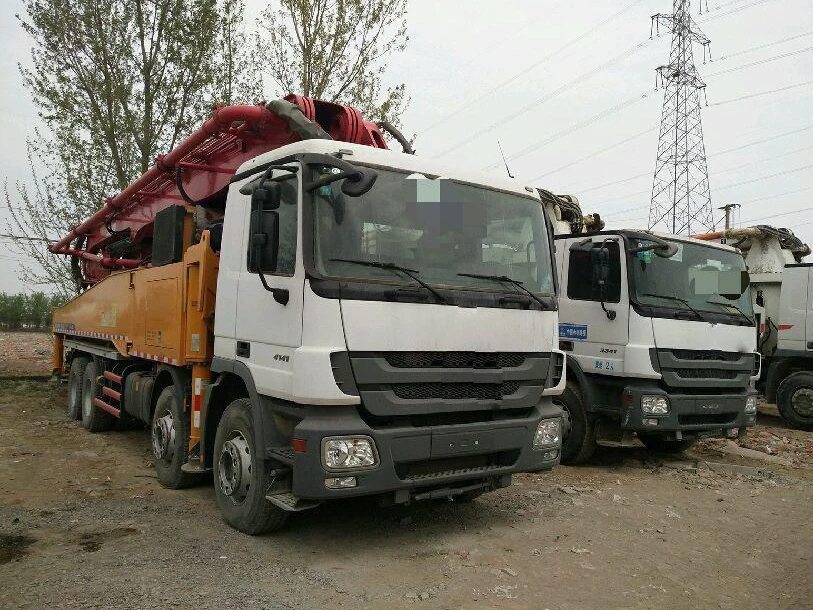 China Top Brand Mobile Hydraulic 30m Truck Mounted Concrete Mixer Pump SYM5200THBF 30C-10