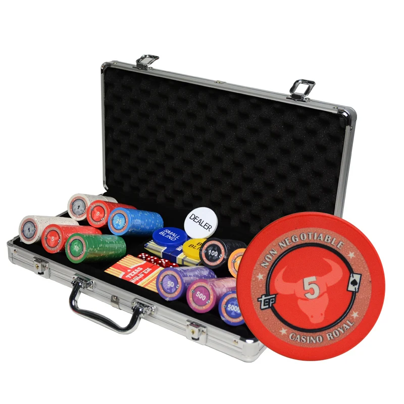 High Quality Clay Poker Chips Set with Black Round Corner Aluminium Case chips set