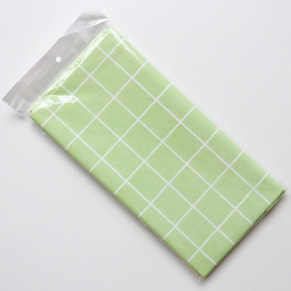 Blue Plastic Table Cloths for Party Disposable Waterproof Rectangular Blue Gingham Camping Tablecloth for Birthday Party Picnic