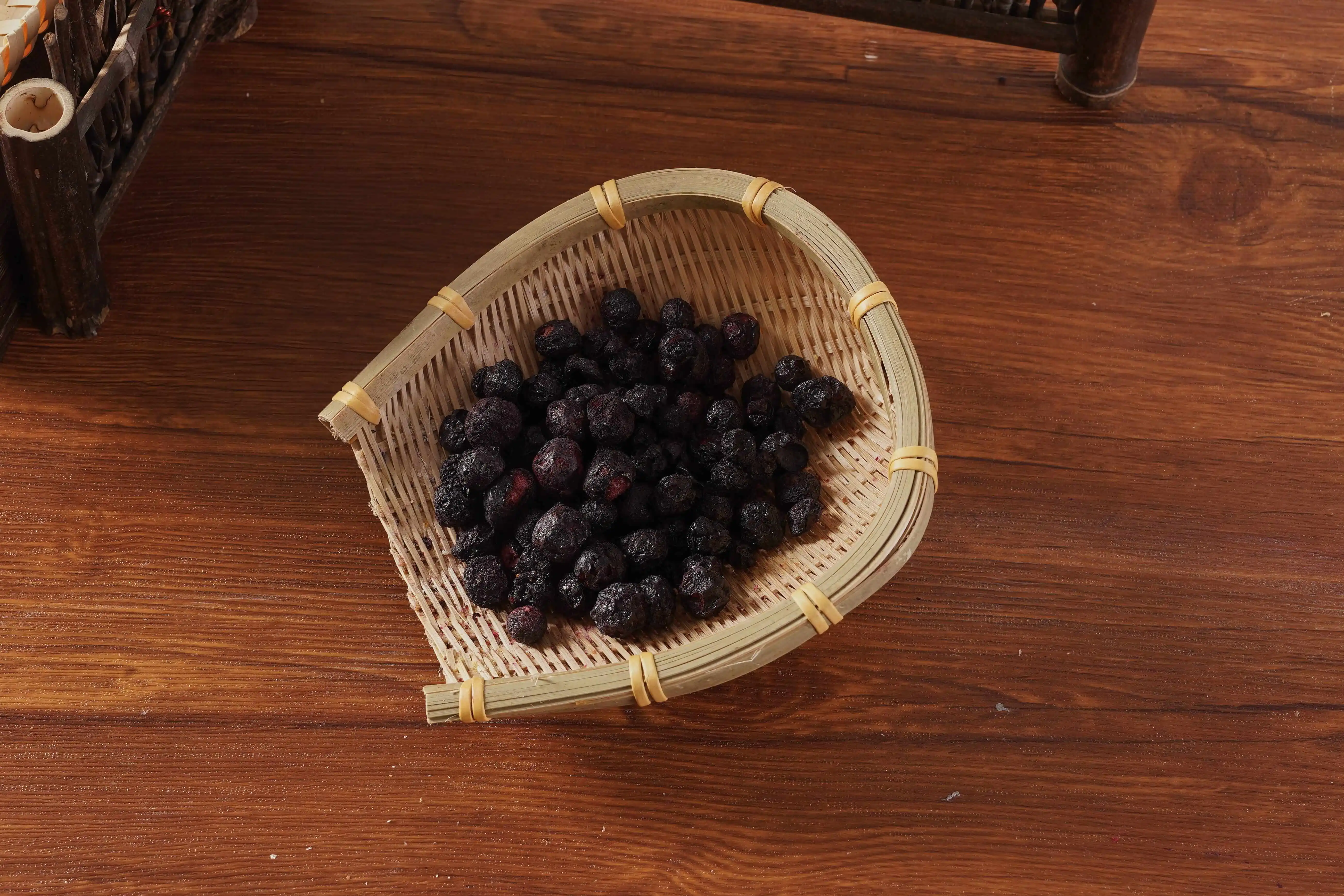 Chinese Factory Wholesale FD Food Freeze Dried Whole Blueberry Healthy Leisure Snack  Dehydrated Blueberry in Bulk