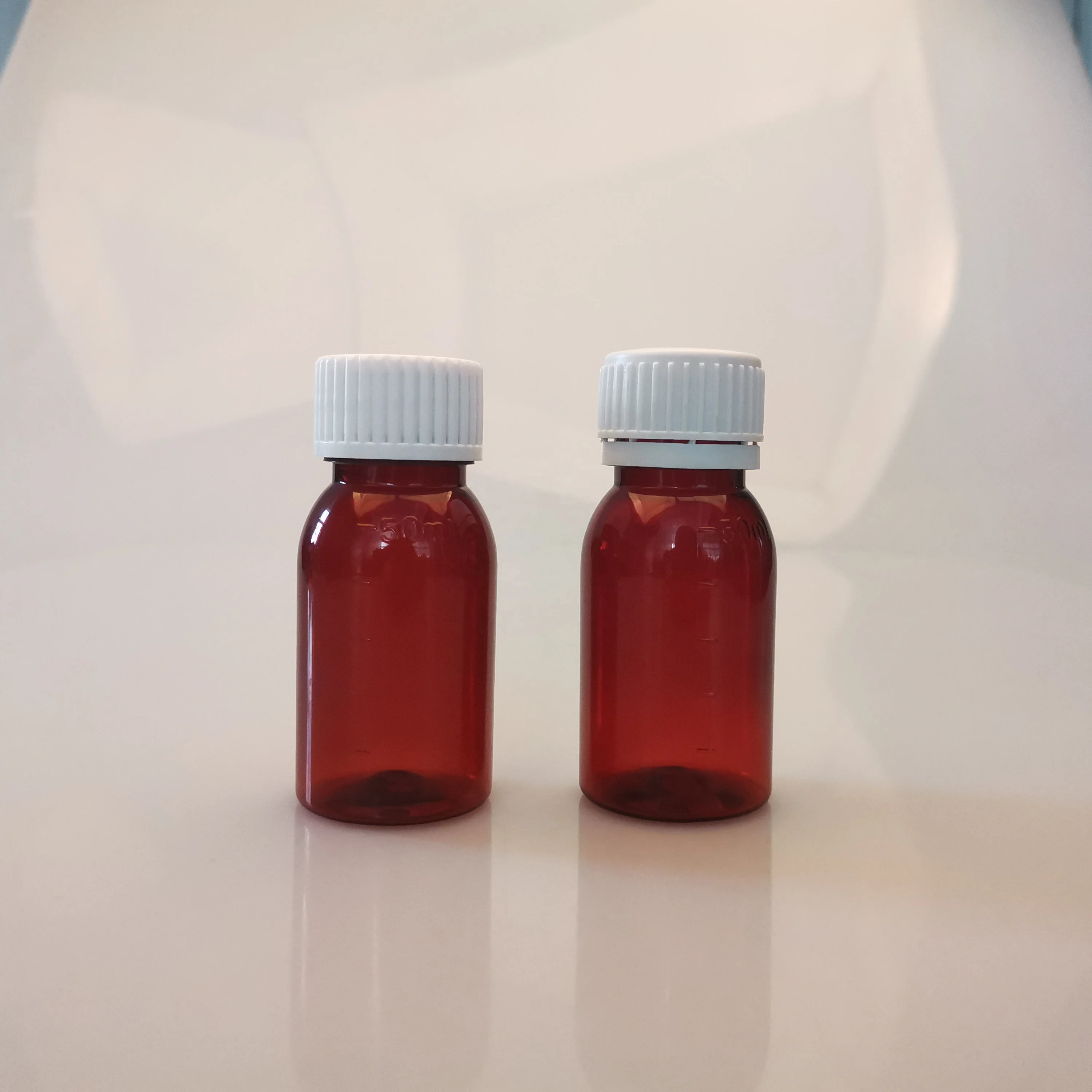 50 мл ПЭТ пластиковая пустая янтарная бутылка сиропа от кашля с мерной чашкой 15 мл/30 мл пластиковая крышка