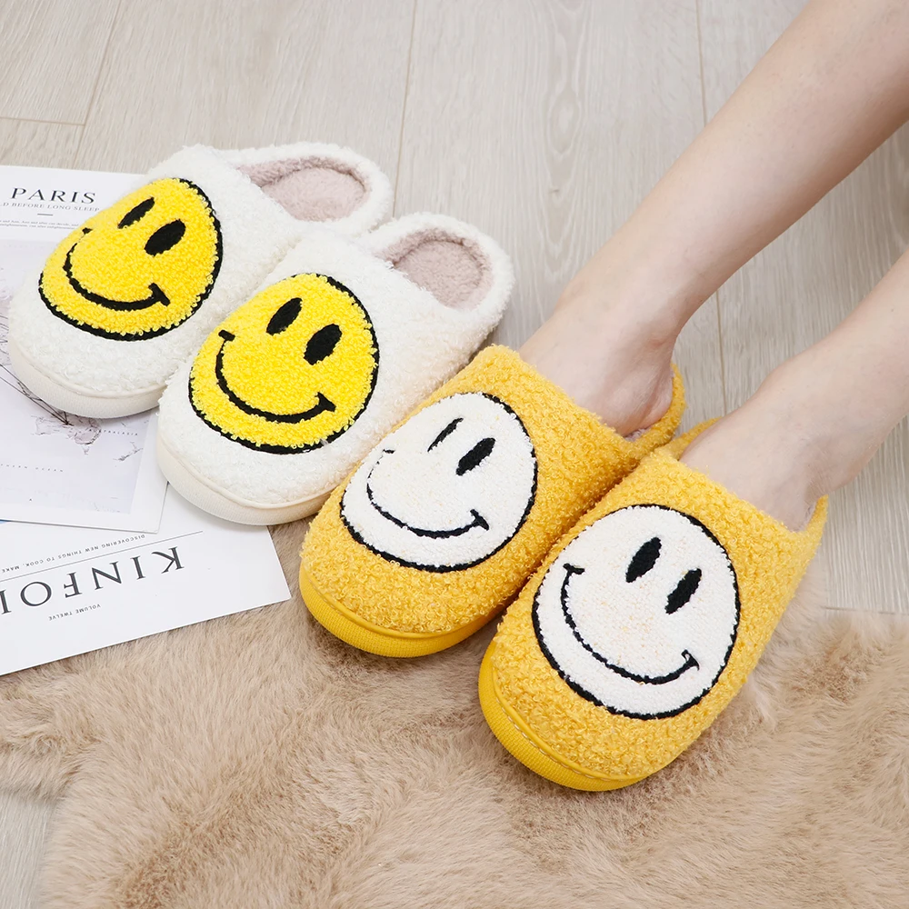 Custom Logo Wholesale Factory Price Women Smile Shoes Home Cozy Warm Plush House Happy Smiley Face Slippers For Ladies