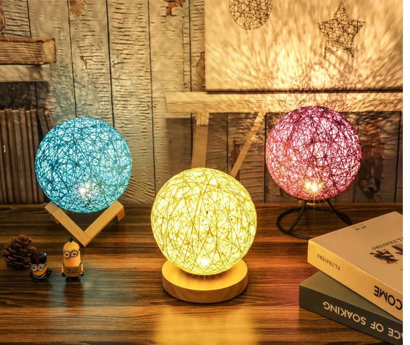 
Moon Lamp 3D Printing 16 Colors Moon Light with Stand Remote Touch Control and USB Rechargeable 