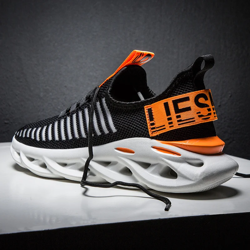 Wholesale Mesh Knitted Men's Fashion Sneakers Casual Walking Shoes Breathable Sports Shoes