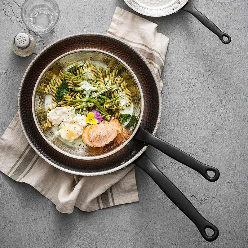 Single handle skillet Commercial hammergrain stainless steel paella pan Steak pan skillet at Hotel Restaurant