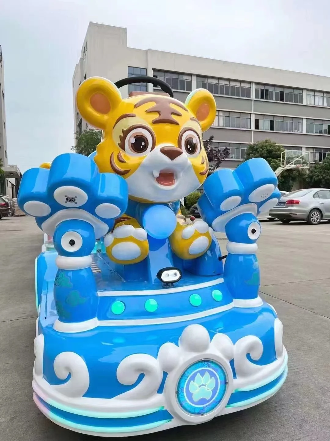 Factory Direct Riding Train Outdoor Tour And Sightseeing Trackless Tigger Train For Youth Places