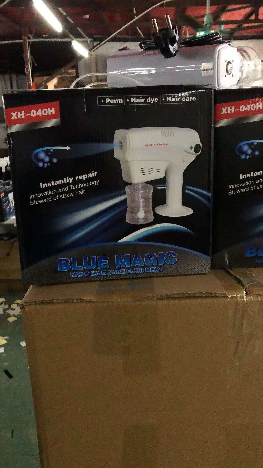 Синий свет в руке пистолет-распылитель дезинфицирующий запотевающий аппарат для комнаты офиса автомобиля