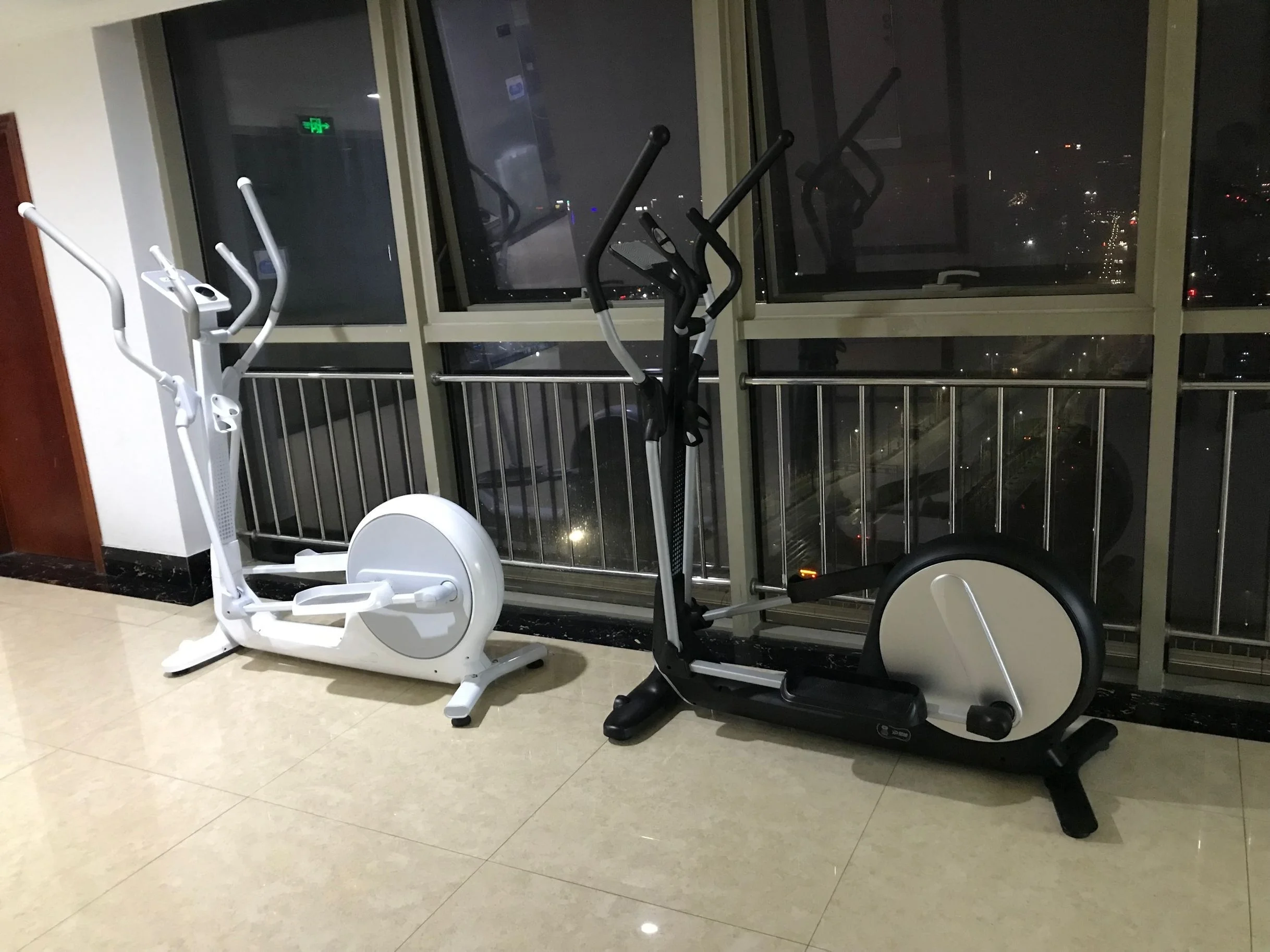 OLA FITNESS elliptical training machines Elliptical Machine for Home Use with 16 Levels Adjustable Resistance