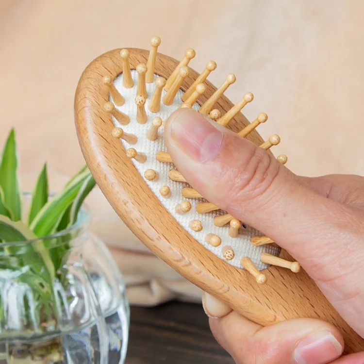 Hot Selling Soft Newborn Cradle Cap Hairbrush Goat Baby Hair Brush and Comb Set Baby Wooden Hair Brush Set for Infant Toddlers