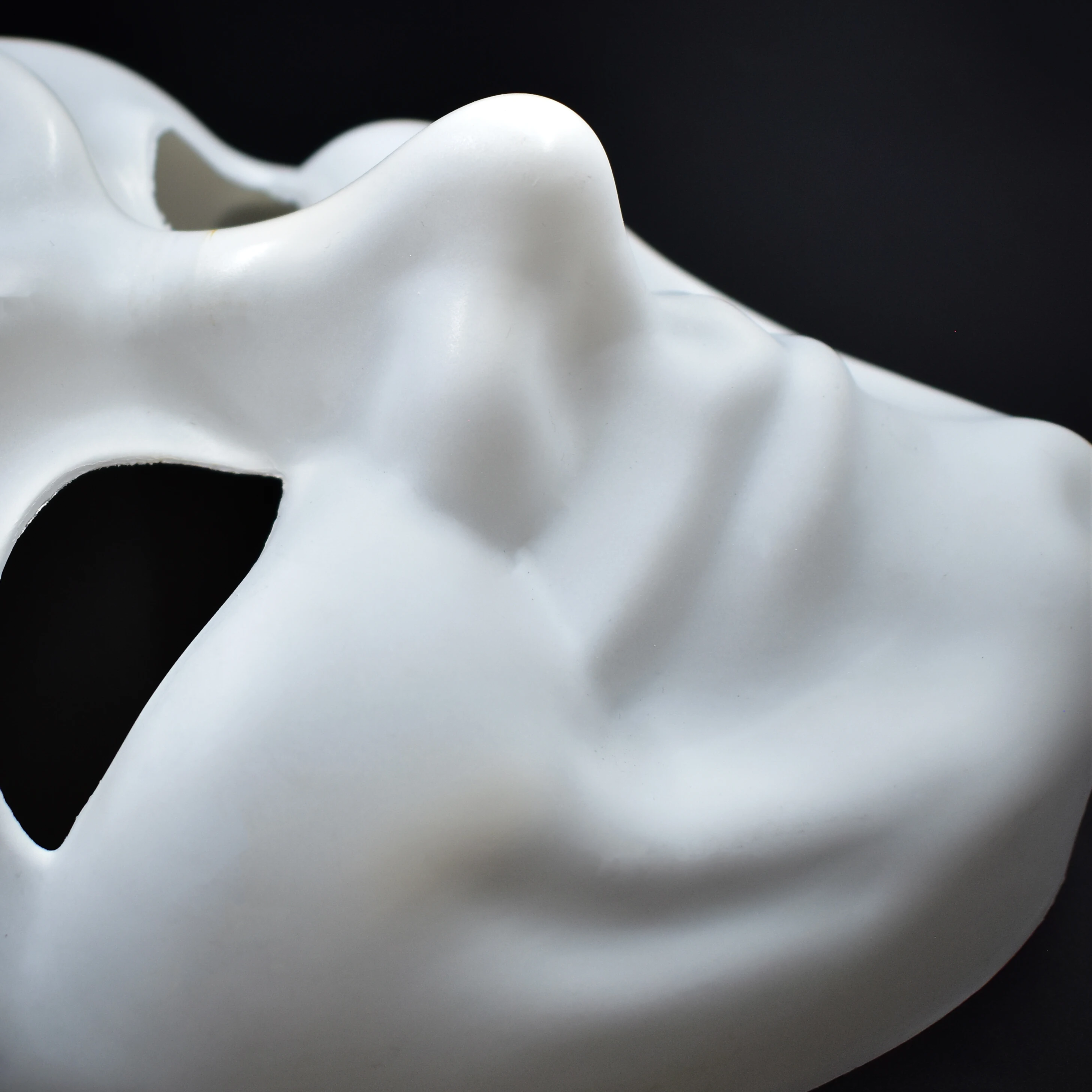Custom PP Full Face White Mask Halloween Masquerade Mask For Adults Carnival Party Decoration