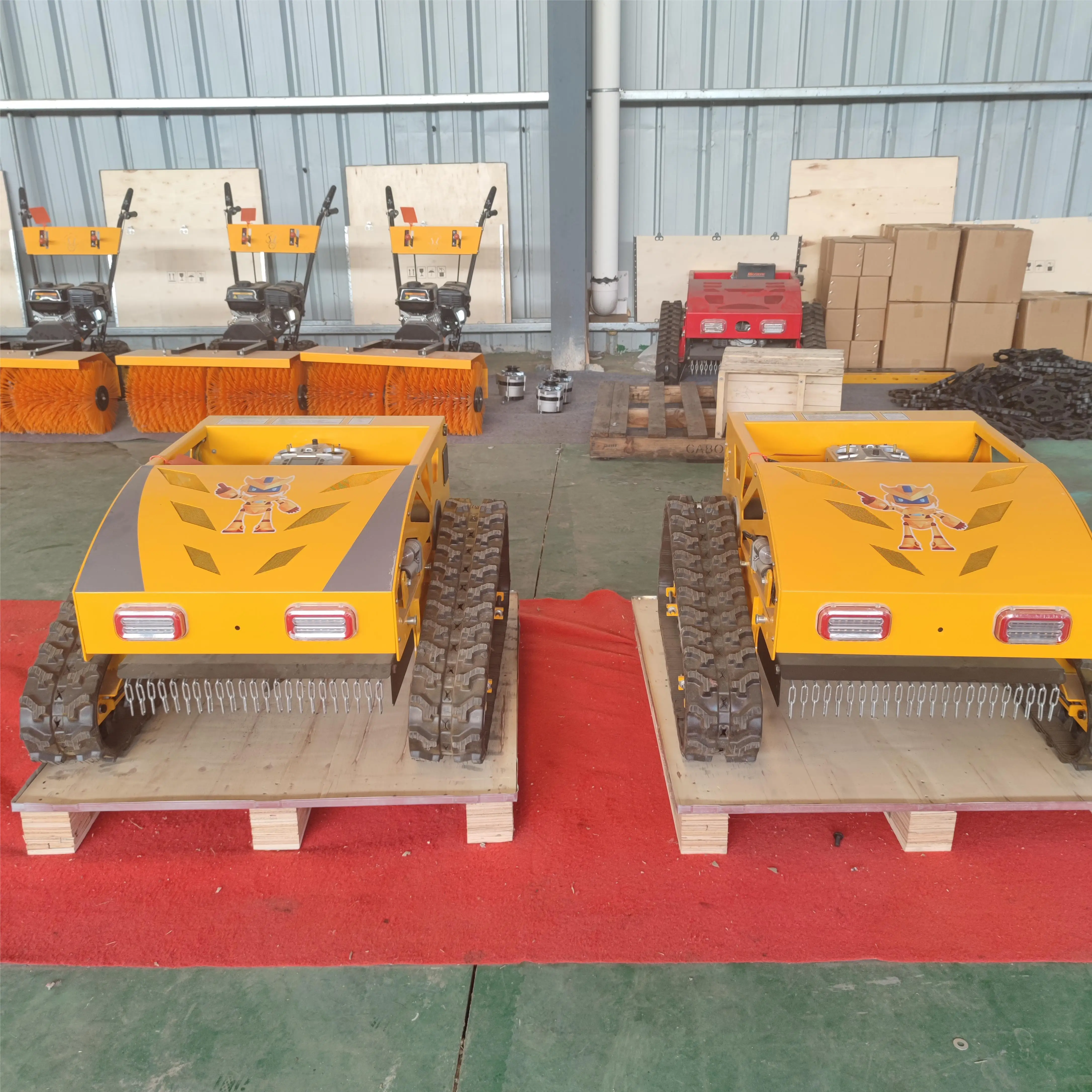 MKS-L550 Factory outlet Remote Controlled Tracked Lawnmower