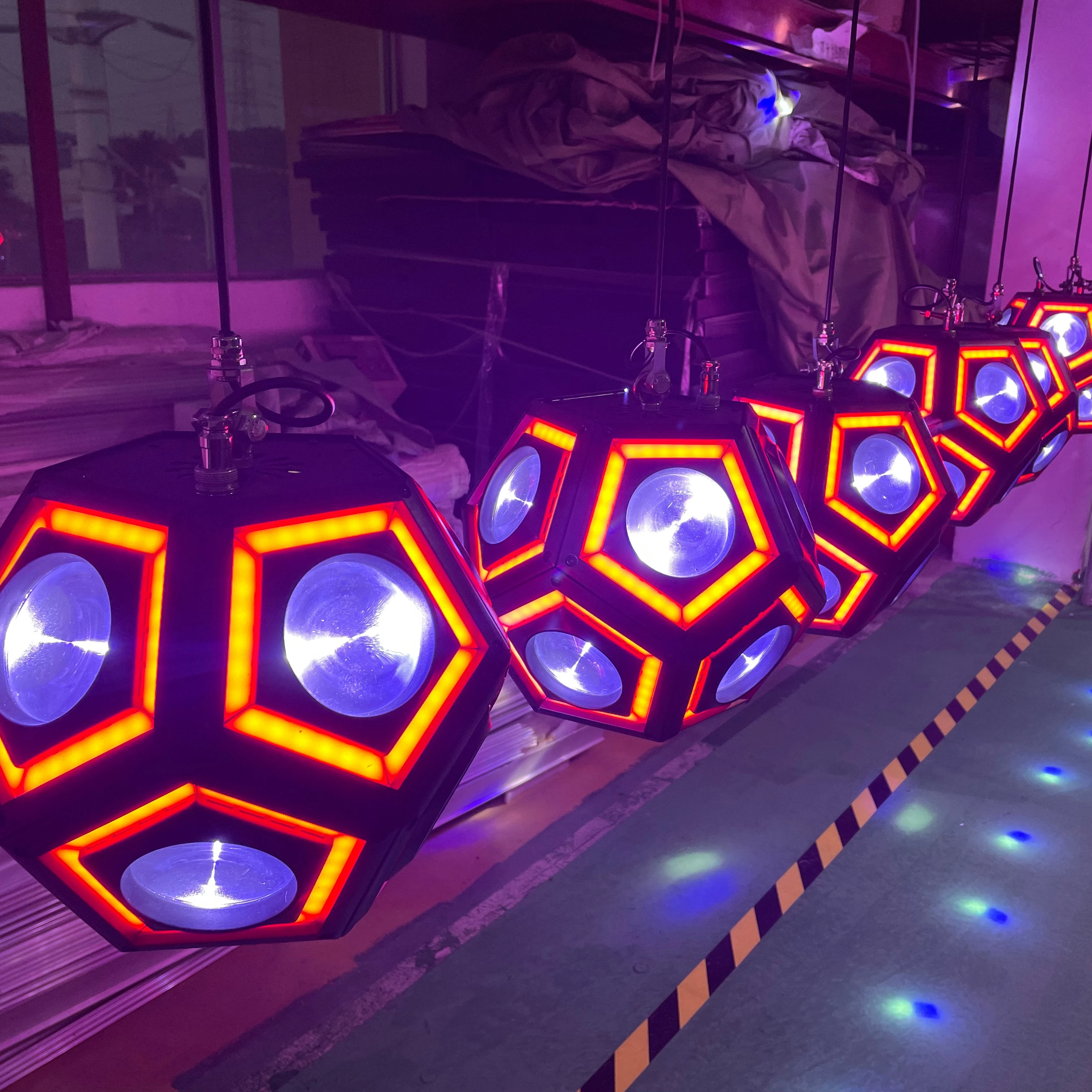Full color  LED Winch Kinetic Lifting Football Disco Light DMX 512 For Disco Concert Events