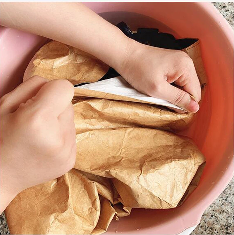 Hot selling recycle kraft paper cosmetic bag washable paper make up pouch sustainable tyvek toiletry bag