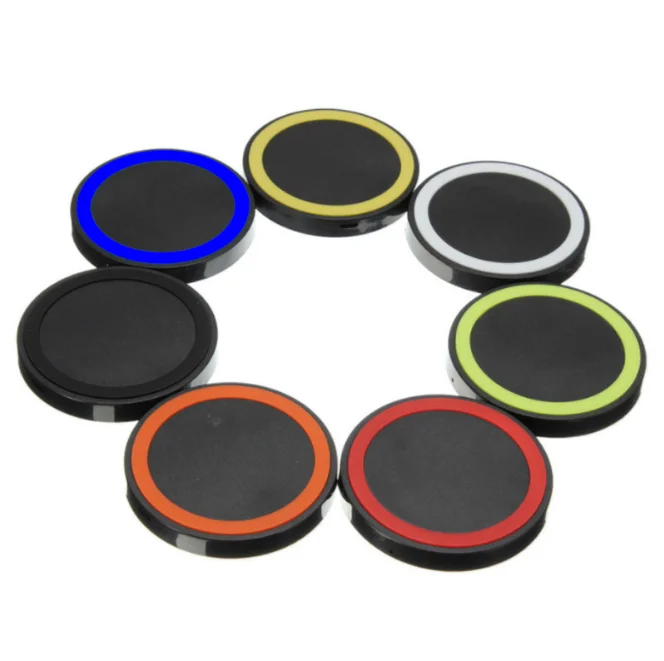 Mobile Phone Use 1 x USB Port and Mobile Phone Use wireless charger for iphone11 pro