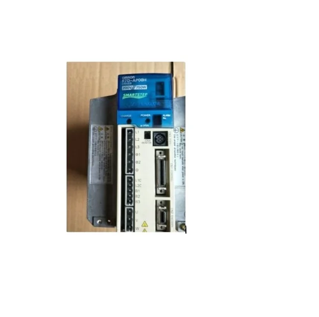Large Stock and Good Price Top Agent  New Original Servo Motor  R7D-AP08H