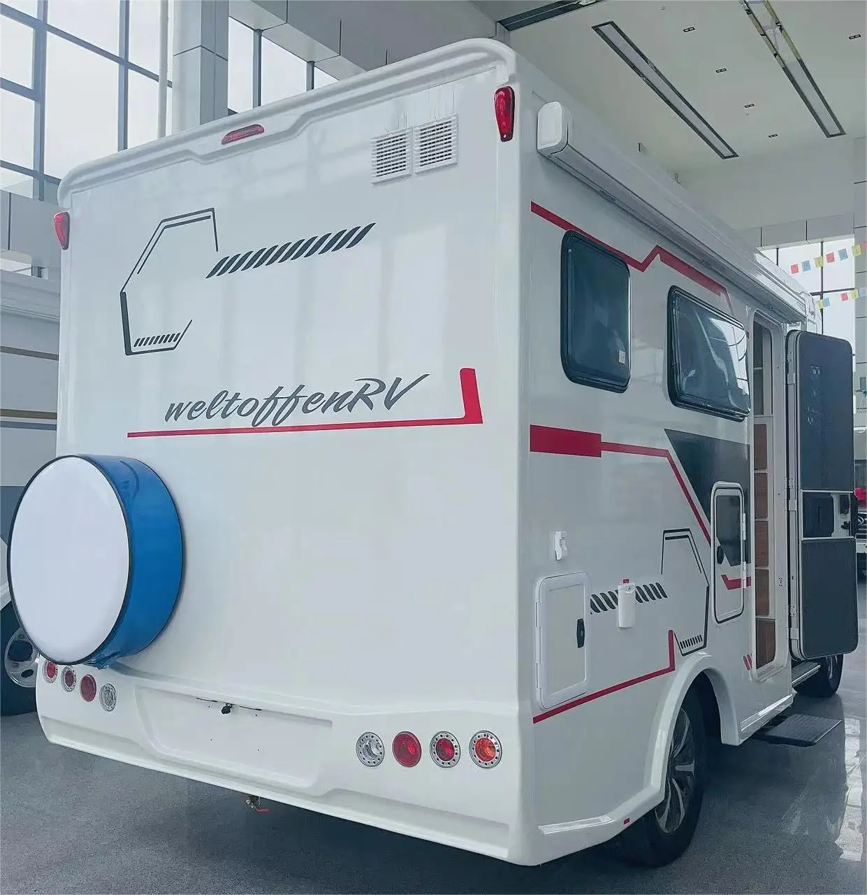 6 пассажиров, Китай, дом на колесах 4x4, автоматическая коробка передач, внедорожный туристический прицеп