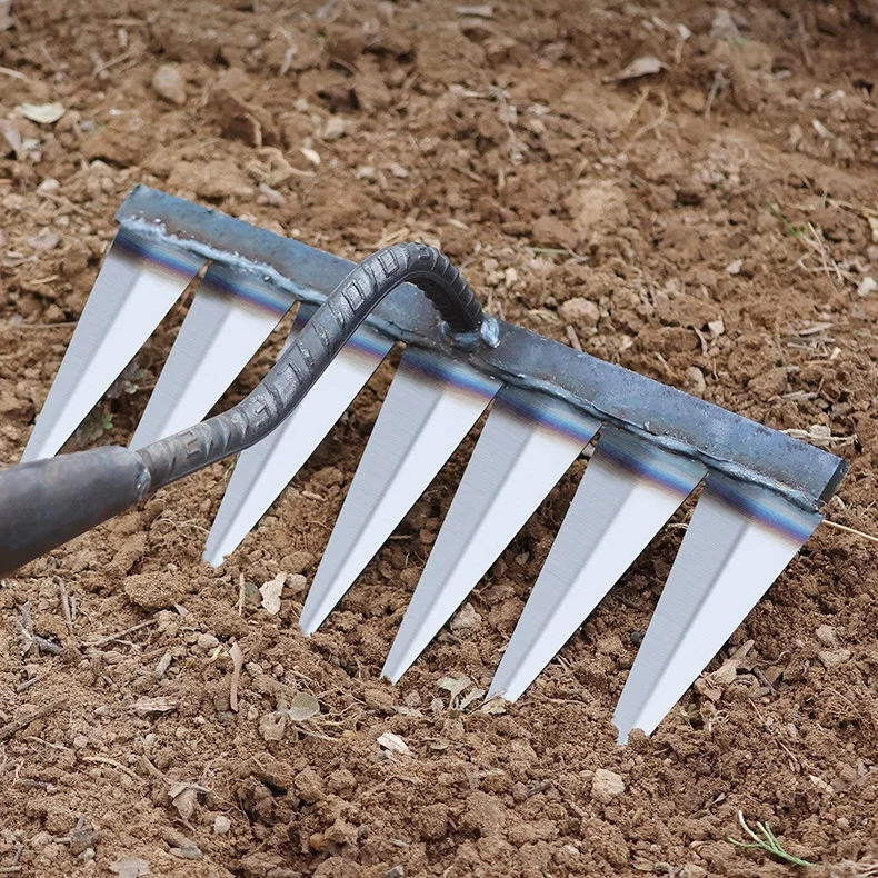 Practical tool for garden beds catching pulling weeds&shallow roots sturdy strong cultivating soil V-shaped prongs weeding rakes