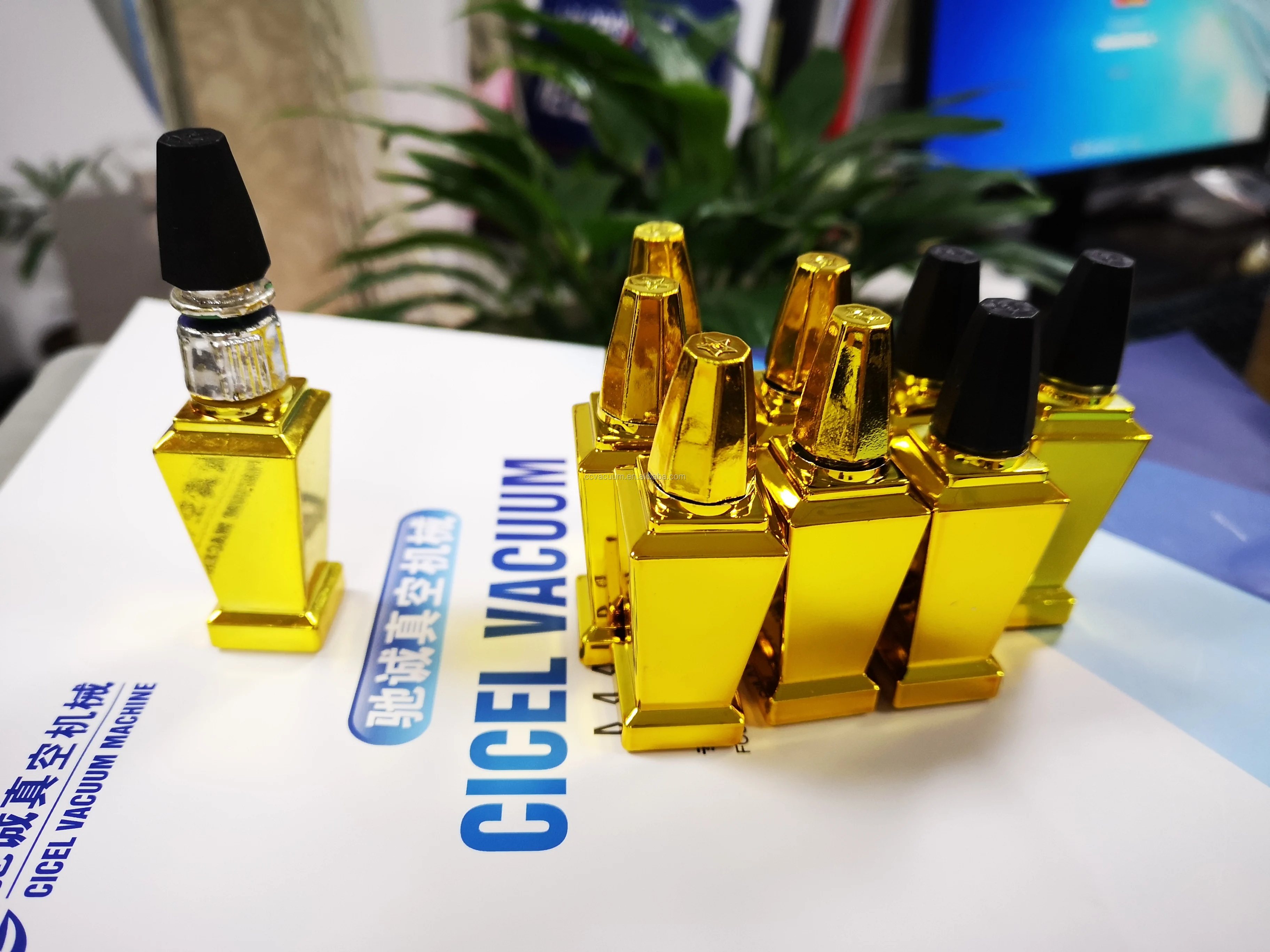 Вакуумная машина для метализации покрытия для ABS/PP/PC/PS пластиковых изделий