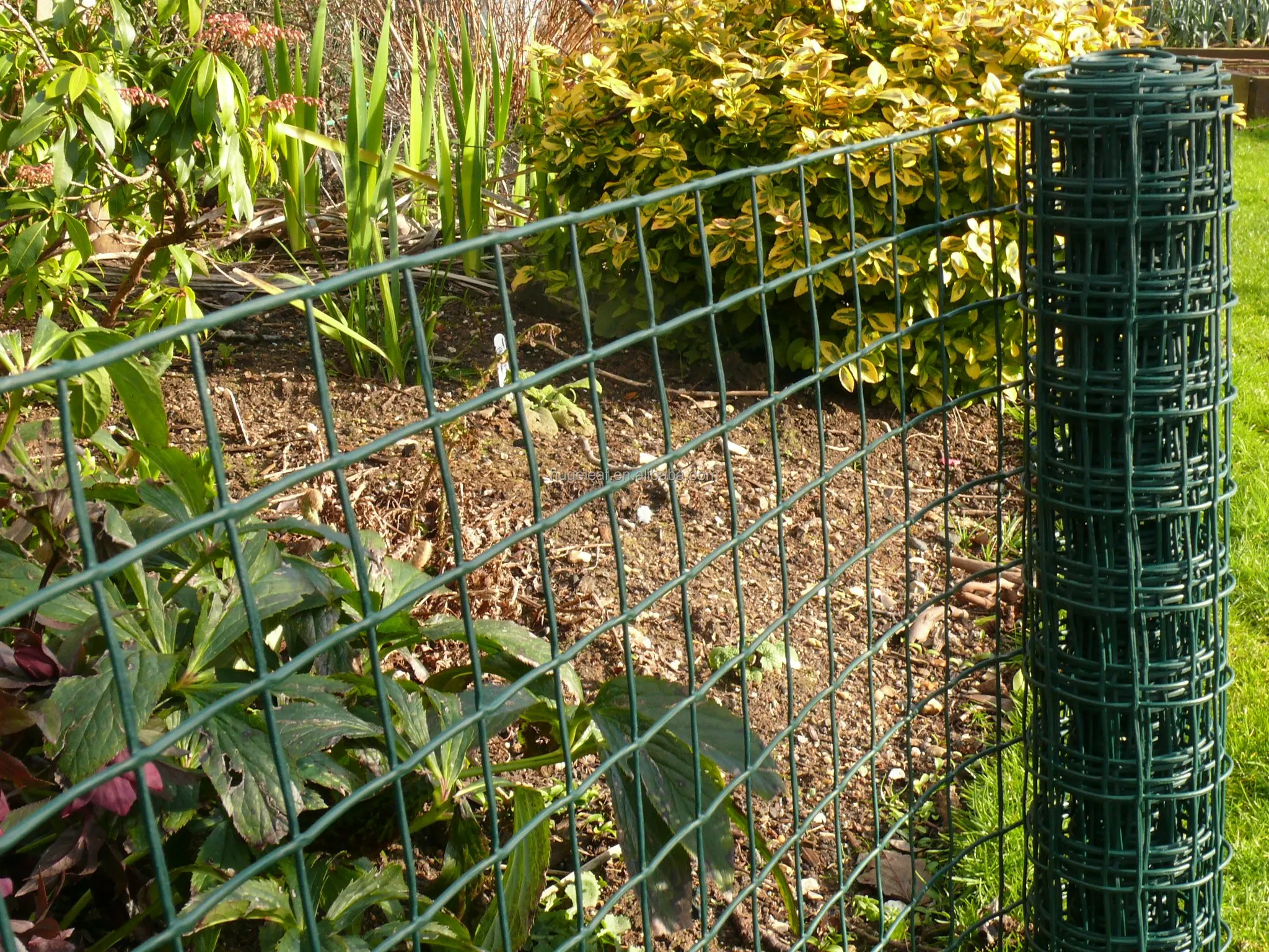 Plant Climbing Support Net Reusable Tree Guard Outdoor Plastic Garden Mesh Fence