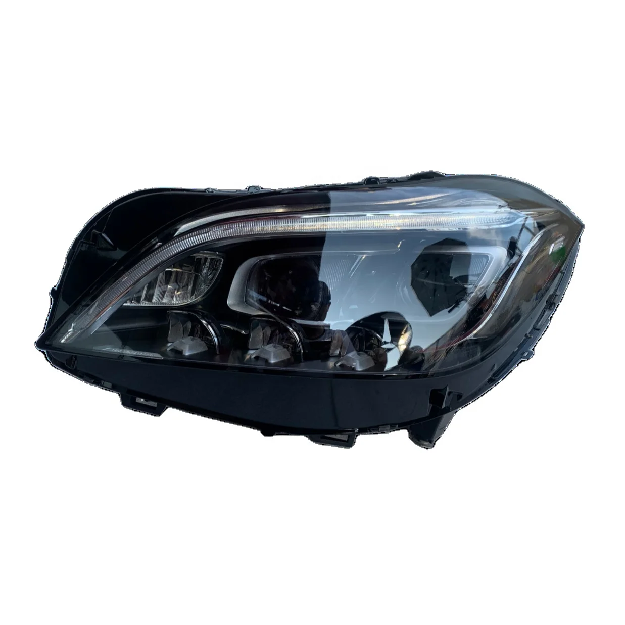 Original High-quality For Mercedes Benz Cls W218 Geometric Beam Headlights Led Headlights 21-24 Years Old Oe 2188203359