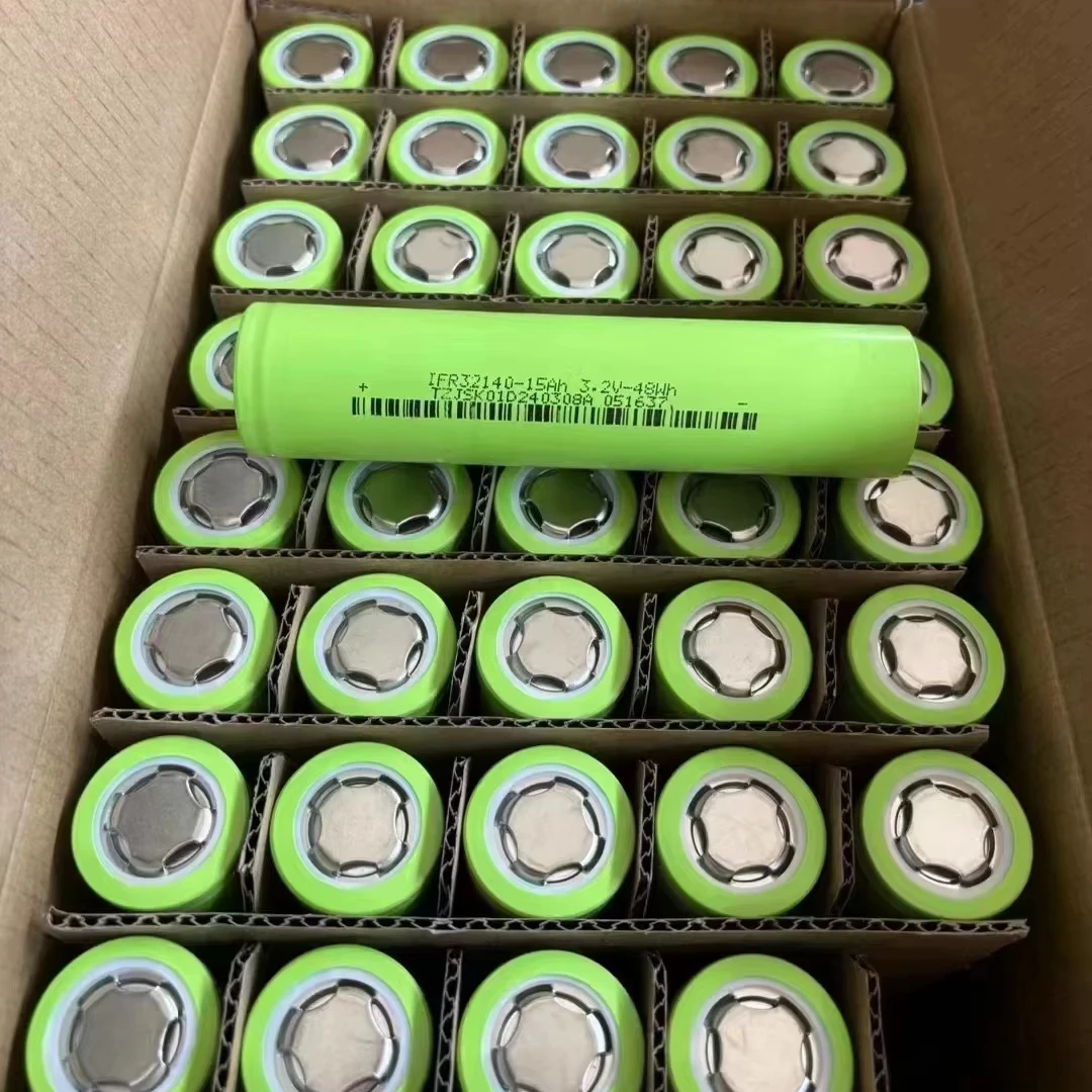 New grade A cylindrical lithium cells 32140 3.2V 15ah low temperature and high temperature power energy storage cell