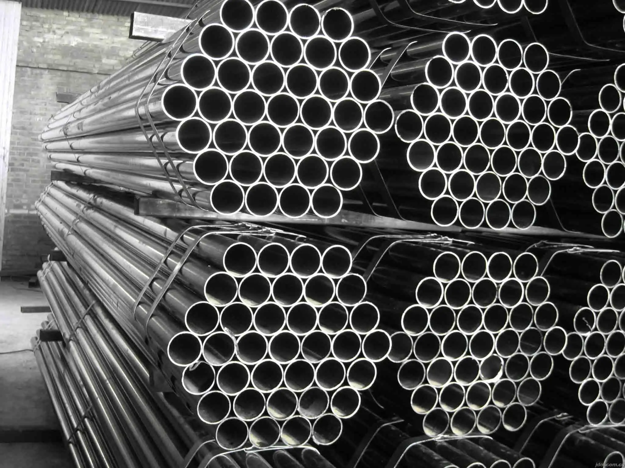 600 Grade Thin Wall SS Round Seamless 201 304 304L 316L Stainless Steel Pipe