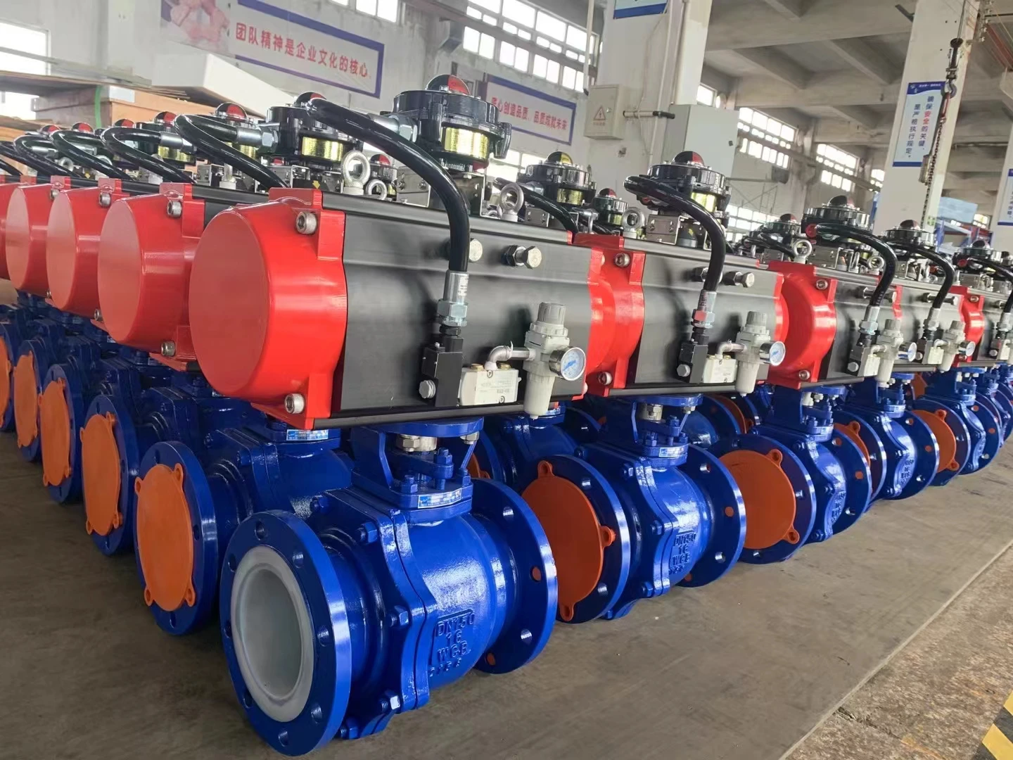 2024 Hot Sale PTFE/PFA/FEP Lined Ball Valve with API608 Design Standard driving for manual worm pneumatic and electric