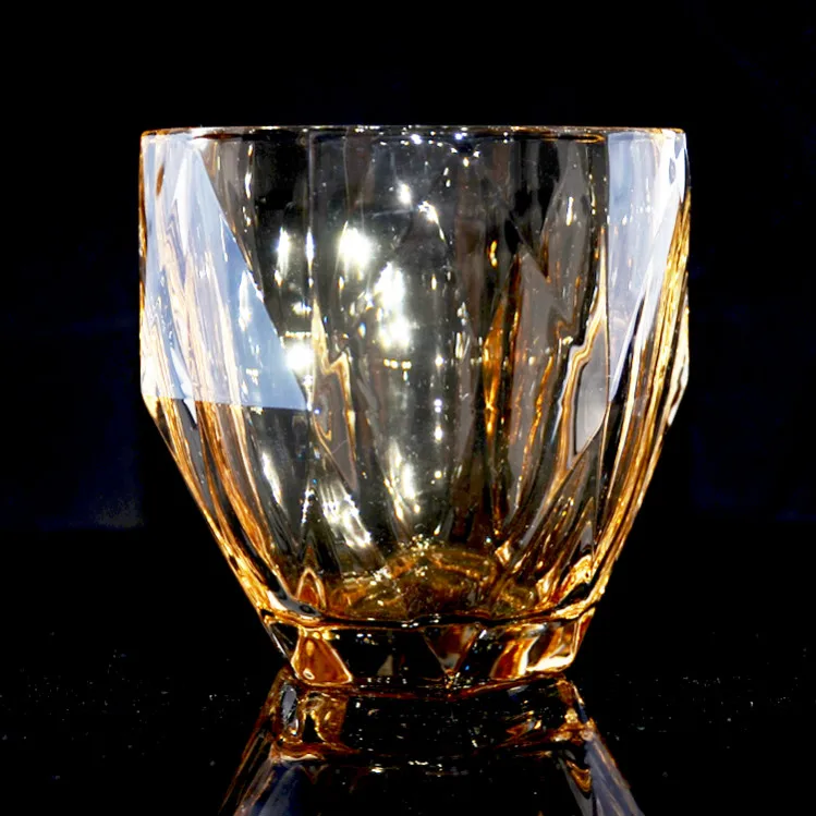 Italian rounded crystal whisky decanter with glass set