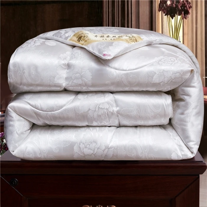 Home hotel winter king size wholesale duvet jacquard mulberry silk comforter quilt