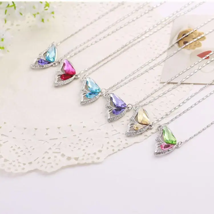 bijoux fantaisie en gros Costume Jewelry Wholesale Fashion Gold Plated Colorful Crystal Butterfly Pendant Necklace For women