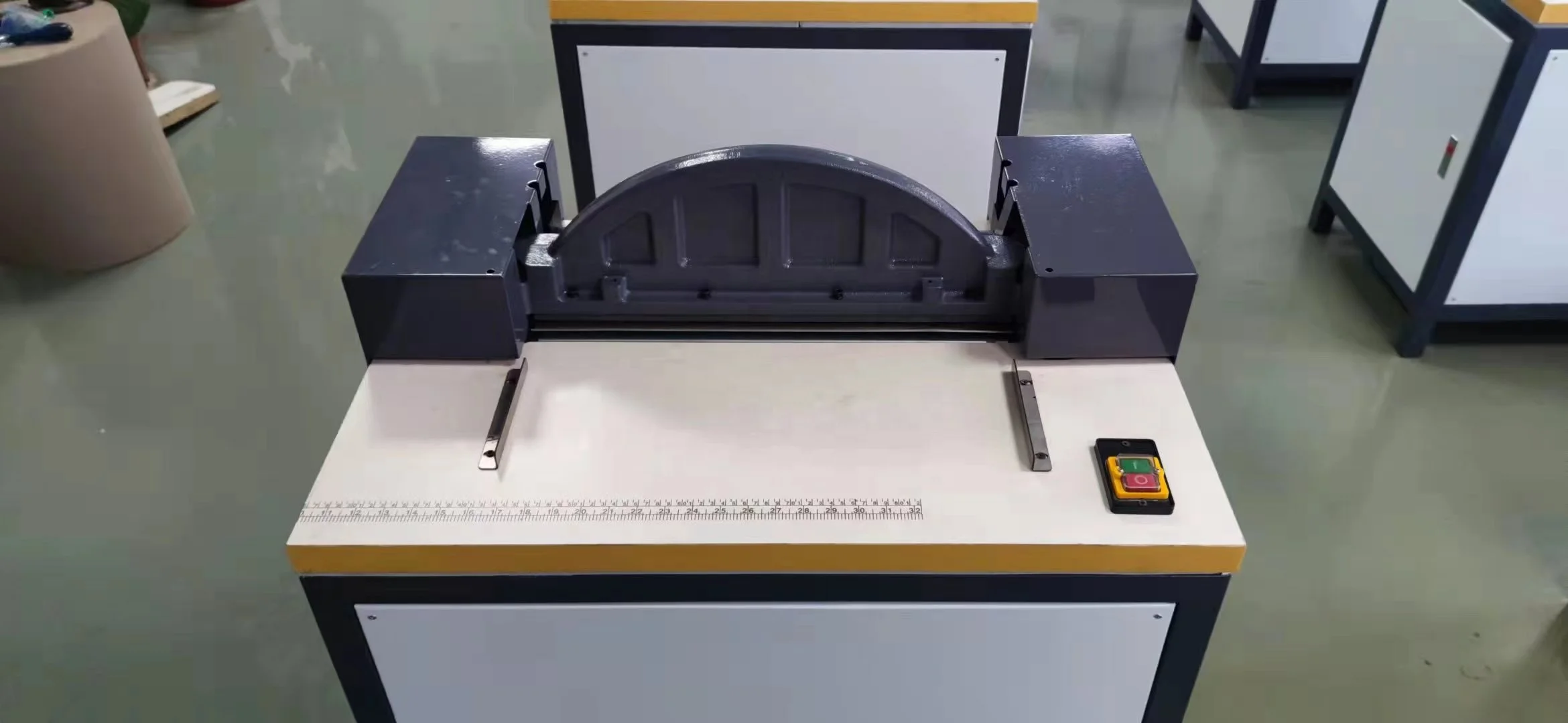 Автоматическая дыропробивная машина HUAMEI для кожаной обивки, дыропробивная машина для производства автомобильных сидений