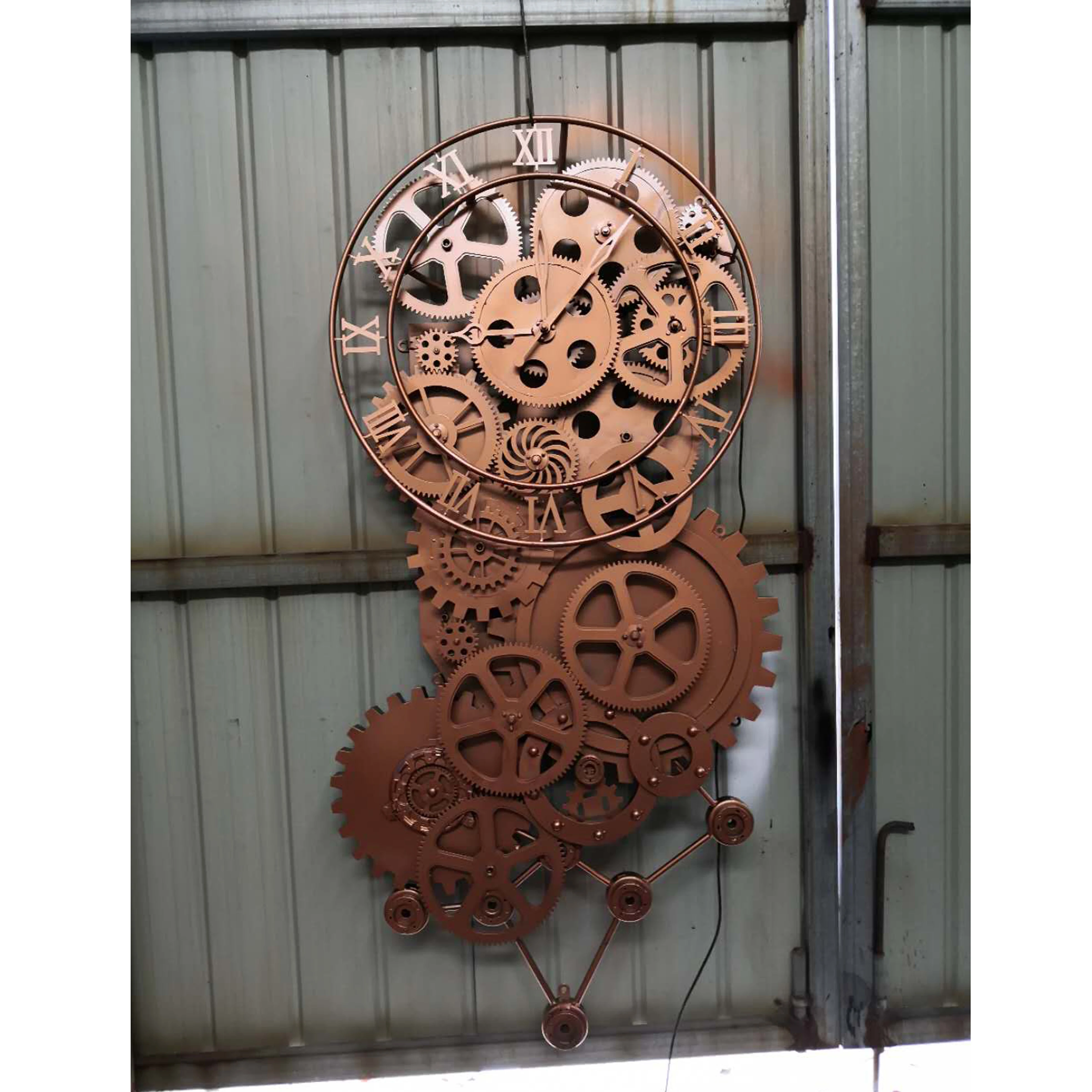 Vintage Craft New Design Metal Pendant Furniture Art Wall Clock  Metal Crafts for Decoration