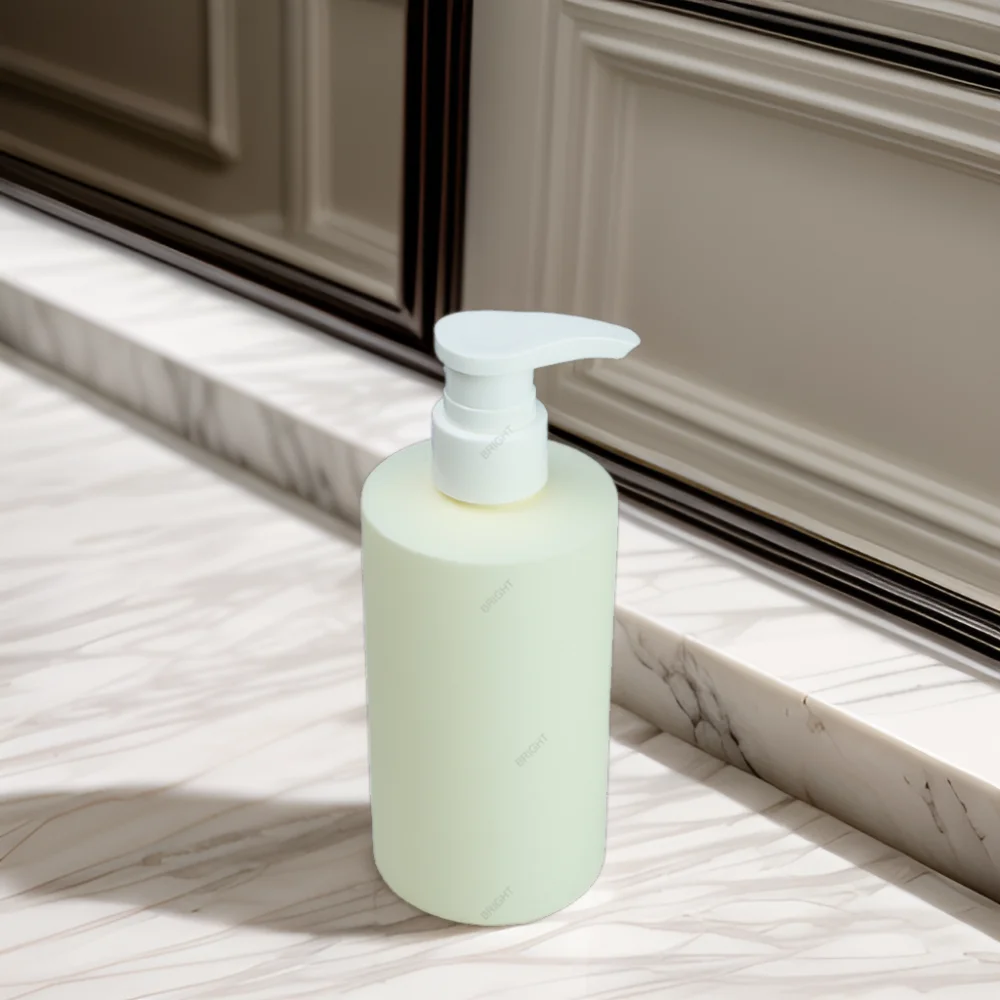 Factory Plastic Empty Bottles Colourful Squeeze Travel Containers with Pump Refillable Container Travel Body Lotion Bottle