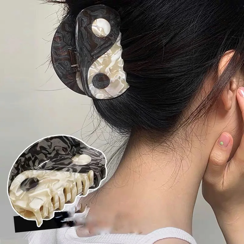 New Fancy Yin And Yang Chinese Style Claw Clip Tai Chi Semicircle White Black Acetate Hair Clips Simple Acetic Acid Haarklammer