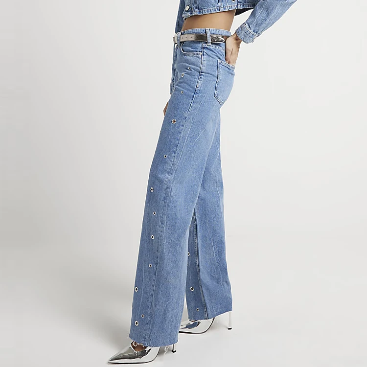 Женские джинсы с широкими штанинами