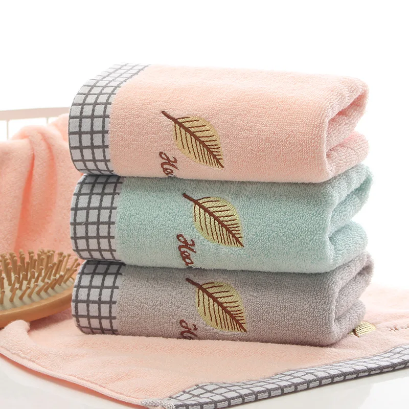 T005A high quality Cotton embroideried leaf plaid Face Towel  Hotel Face Towel or  Hand Towel