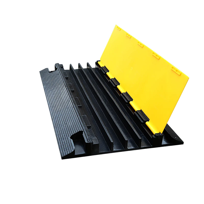 
Rubber/PVC material 4 channels cable protector speed reducer Bump cable cover 