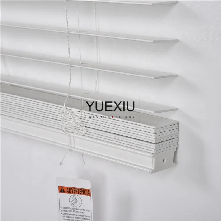 Hot Sale Manual Cordless Blind Wood Faux Blackout Shutter Venetian Blinds With High Quality
